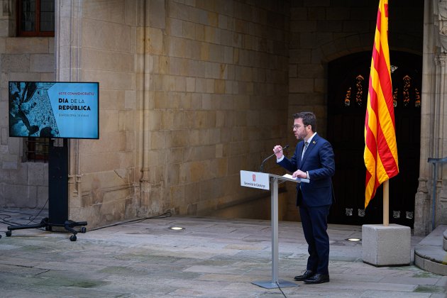 Conmemoración república, Palau de la Generalitat Pere Aragonès atril - Foto: Pau de la Calle Conmemoración república, Palau de la Generalitat Pere Aragonès atril - Foto: Pau de la Calle