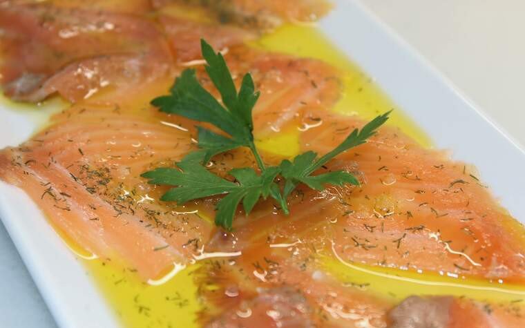 Salm Fumat Marinat Amb Oli I Anet Receptes De La Gourmeteria Salm Fumat Marinat Amb Oli I Anet Receptes De La Gourmeteria