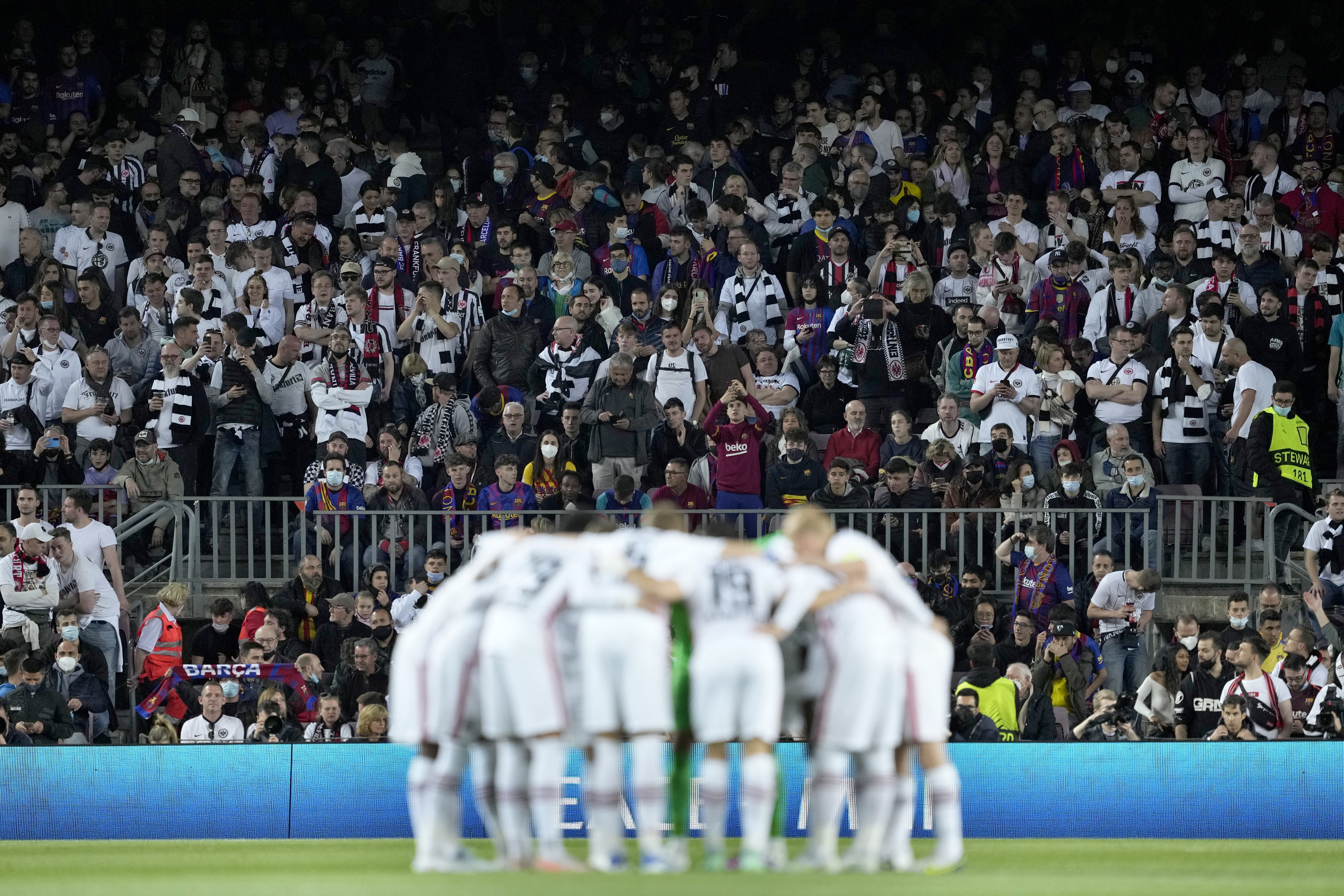 El Barça toma una drástica medida para que no se repita la invasión alemana del Eintracht