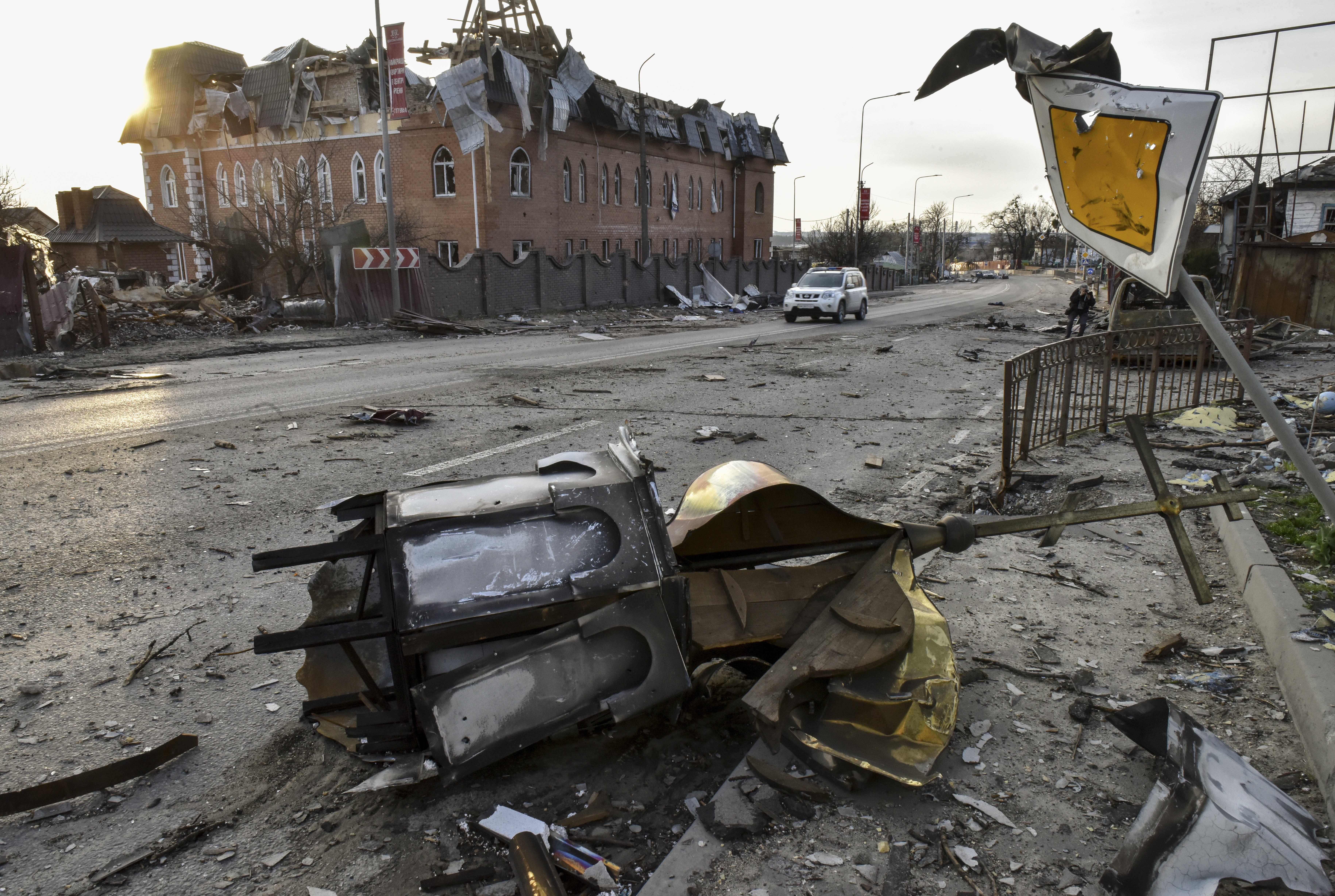 El ejército ruso bombardea Kyiv por segunda noche consecutiva