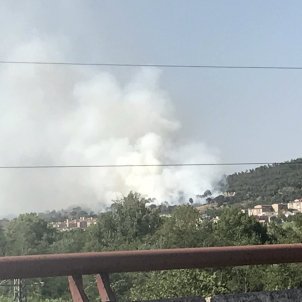 Estabilizado el incendio de Girona que obliga a cortar la N-II