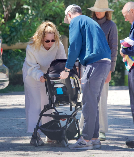 Jennifer Lawrence y su bebé