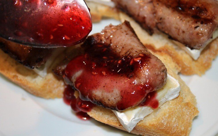 pintxo botifarra brie camagrocs salsa gerds pas9