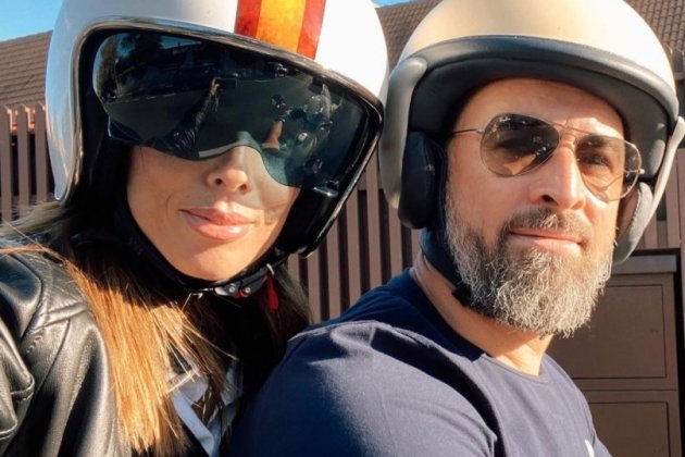 Lidia Bedman casco moto España y Santiago Abascal Instagram