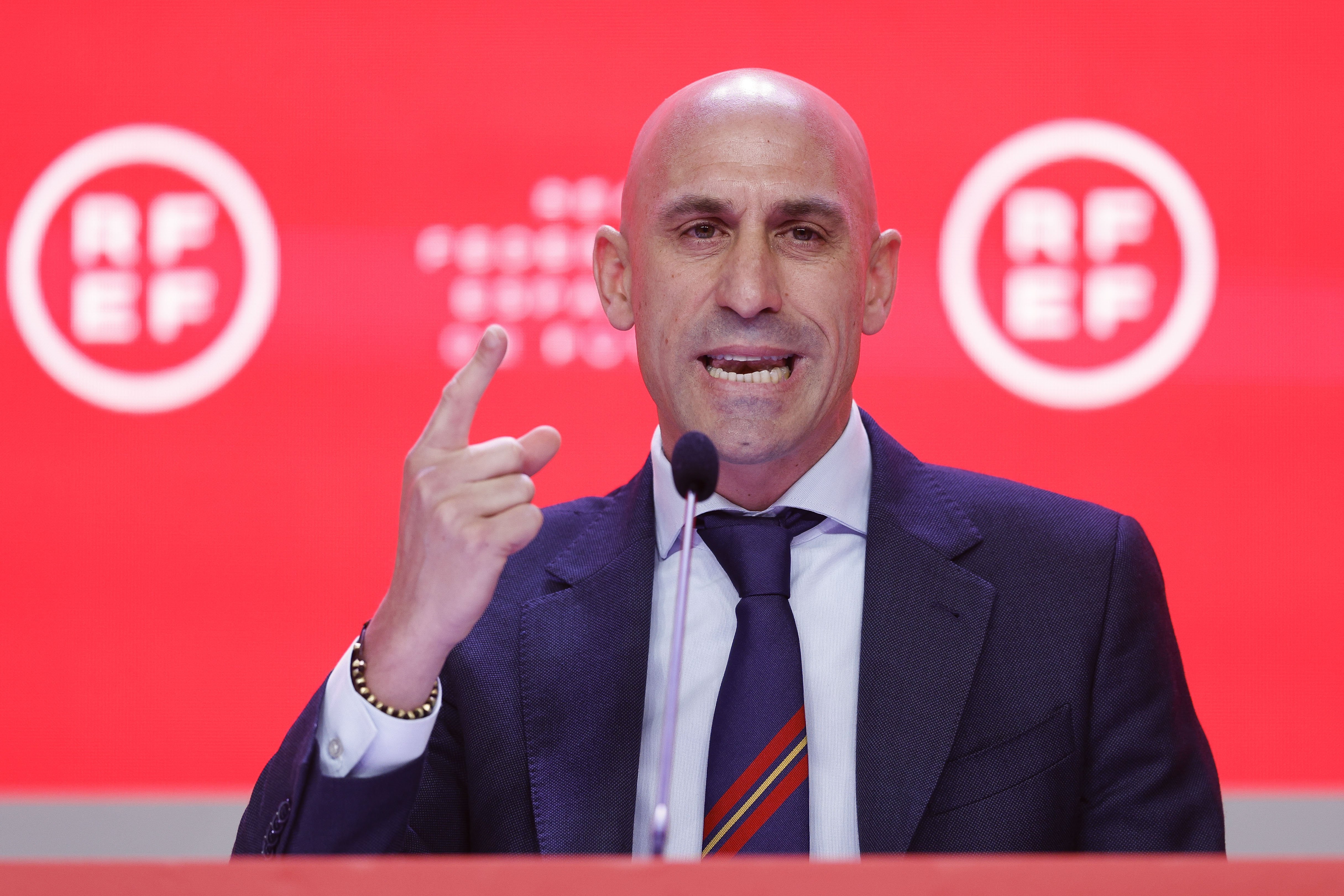 Rubiales se defiende de las acusaciones por los audios con Piqué: "Esto es una mafia"