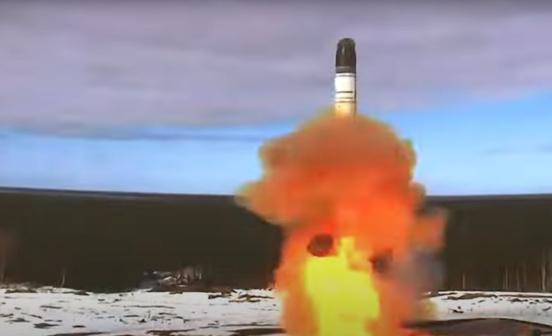 Rusia prueba un misil intercontinental: "Hará reflexionar a los que nos amenazan"
