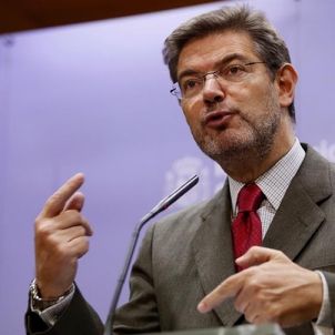 "Caurà sobre ell tot el pes de la llei", l'amenaça de Catalá a Puigdemont