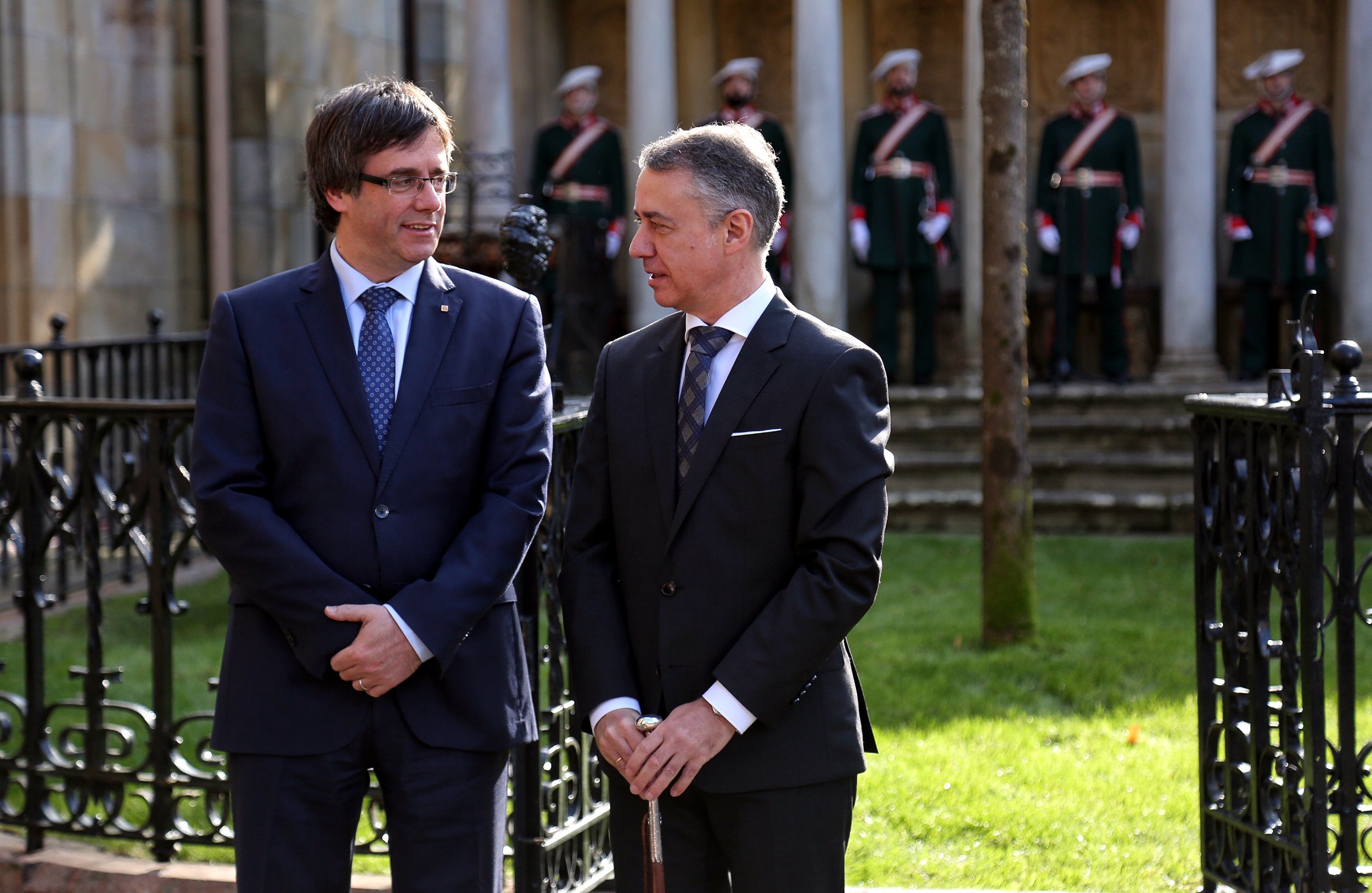 Urkullu es reunirà amb Puigdemont per abordar una reforma plurinacional de l'Estat