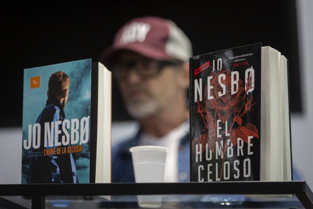 Jo Nesbø presenta El Hombre Celoso/L'home de la Gelosía en la Casa del Libro - Montse Giralt