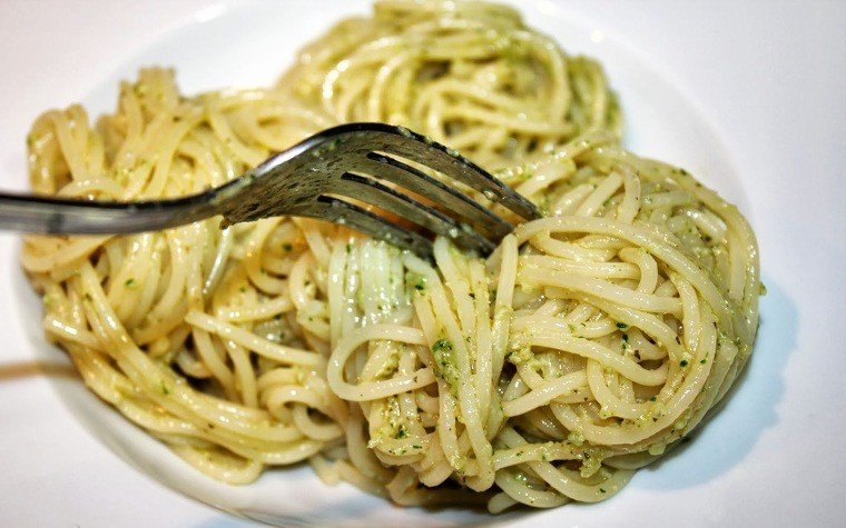 espagueti al pesto camagrocs pas16