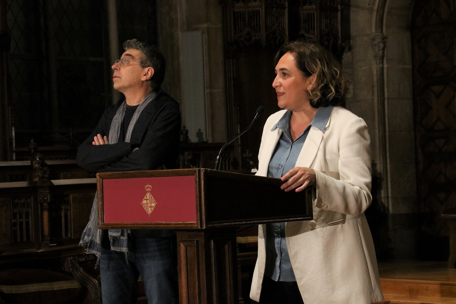 Colau reivindica celebrar més que mai la cultura el dia de Sant Jordi