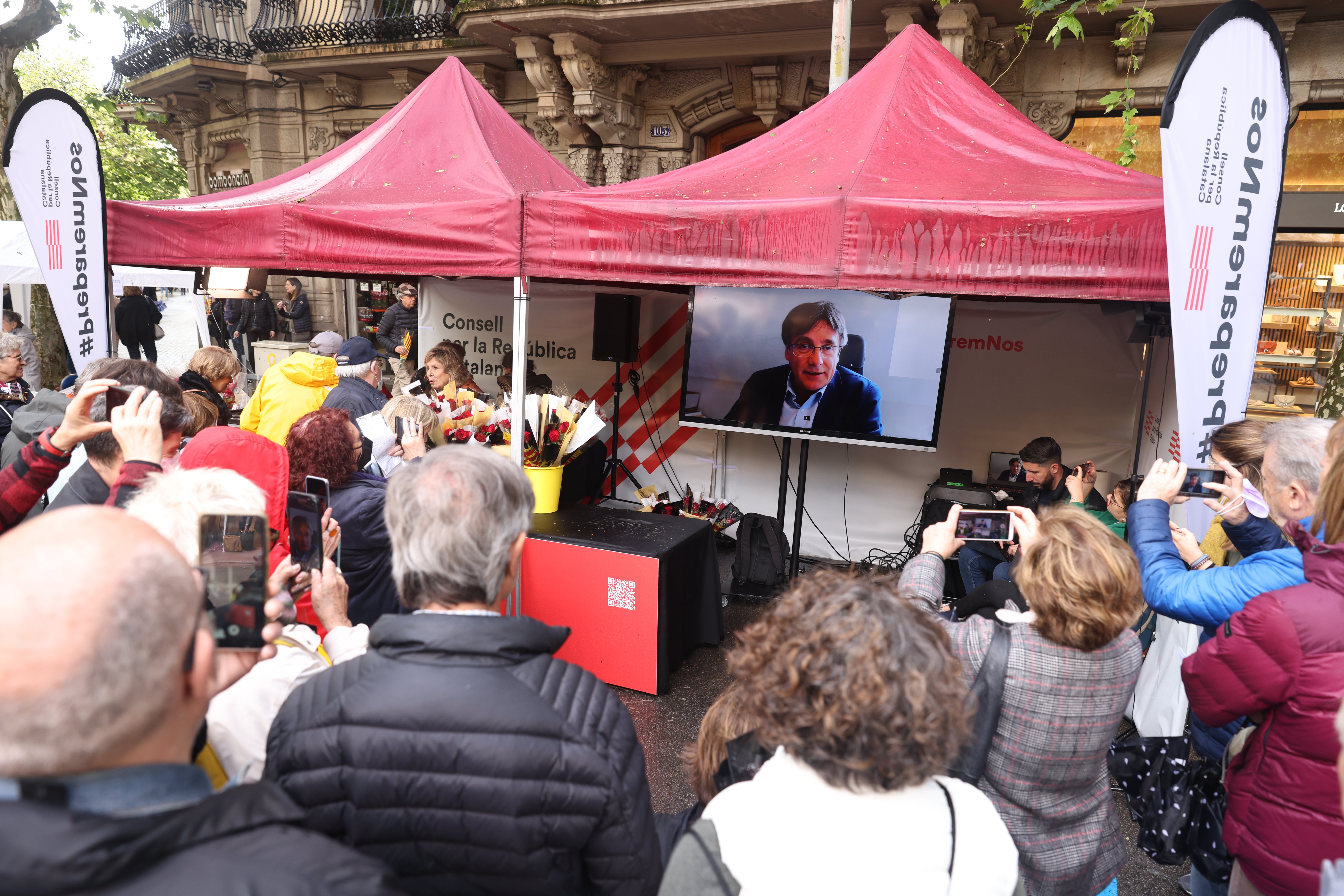 Puigdemont: "El Gobierno dedica más esfuerzos a espiar que a dialogar"