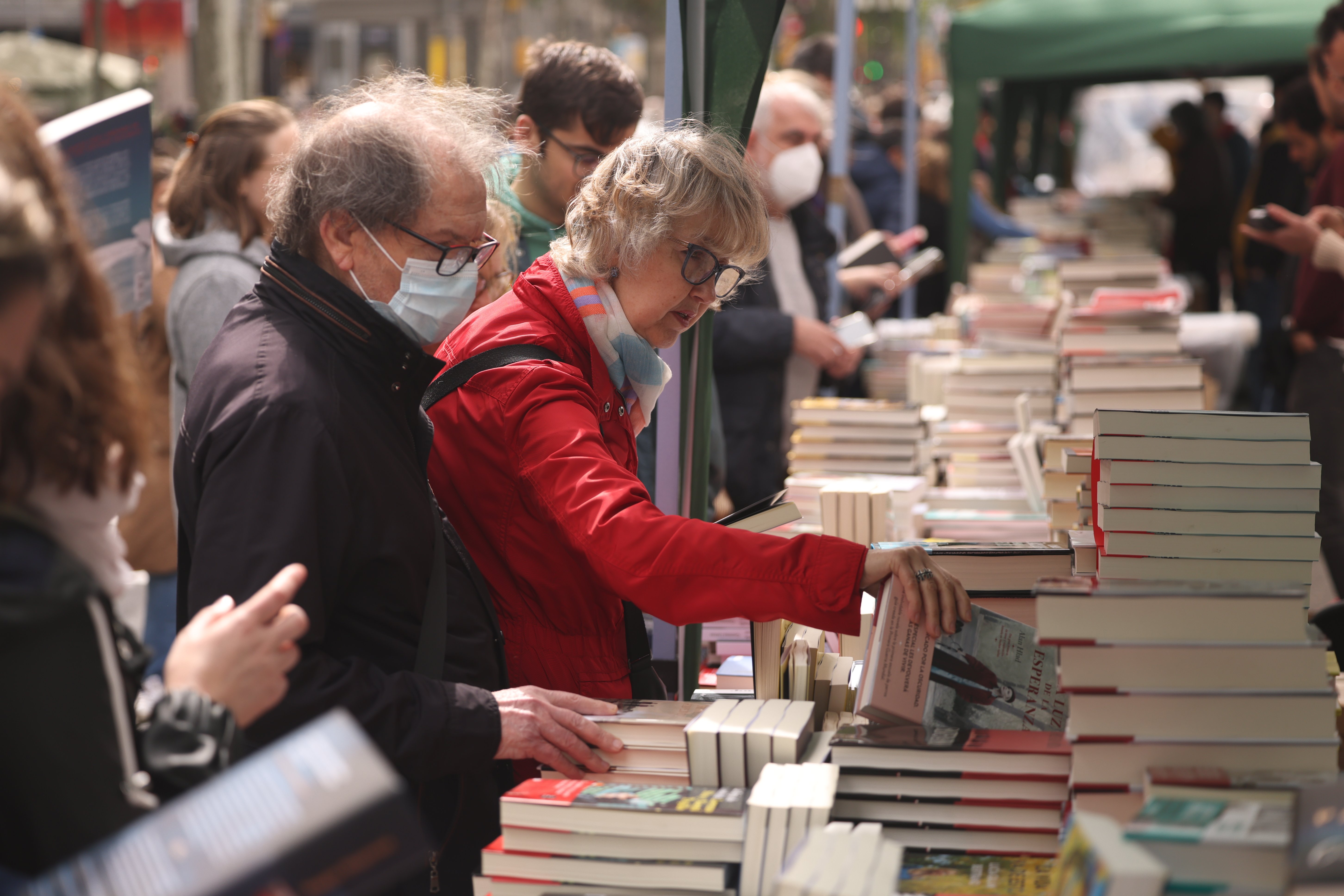 Aquestes són les recomanacions de llibres per Sant Jordi 2023 dels alcaldables de Barcelona
