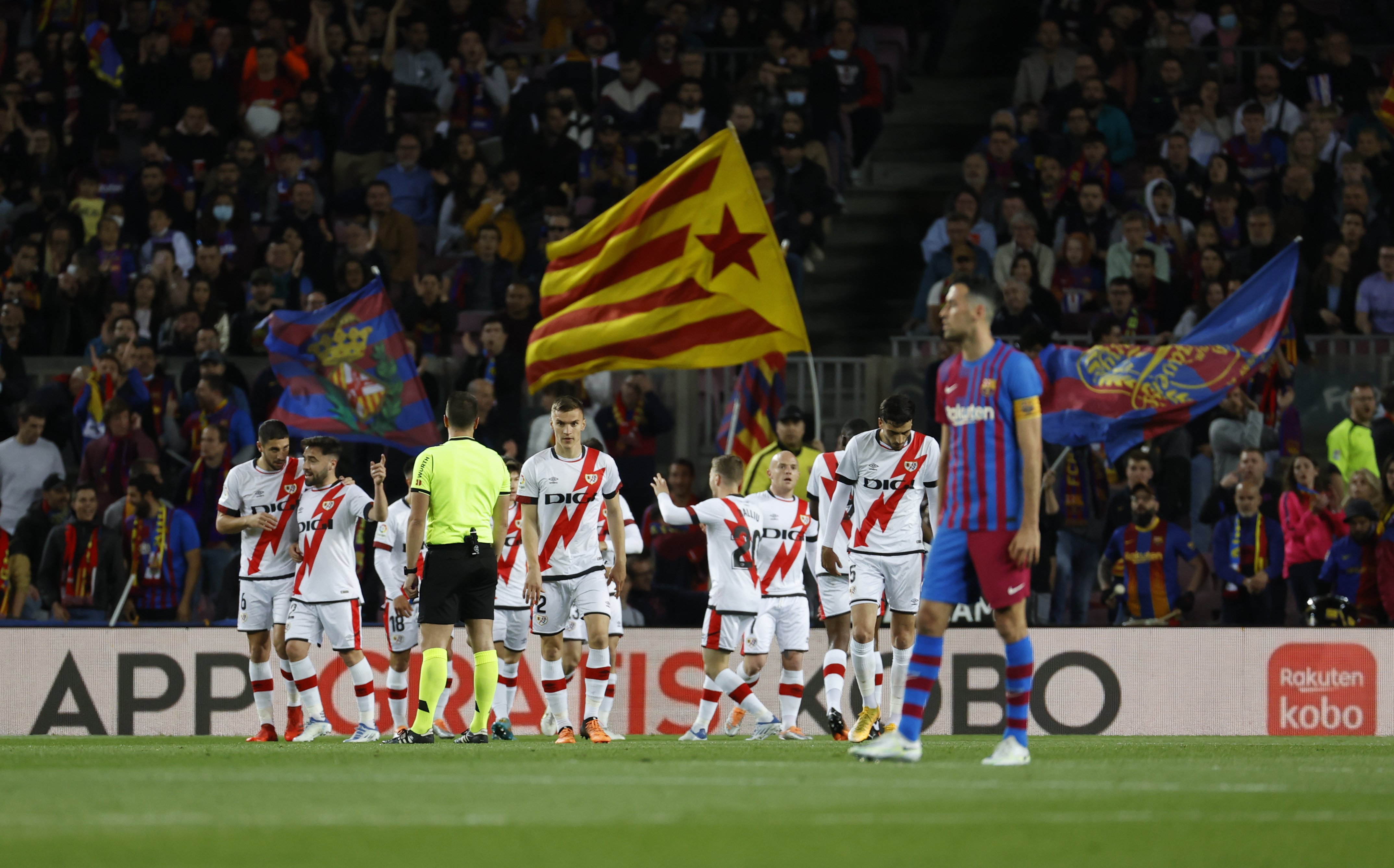 Un Barça molt nerviós perd contra el Rayo Vallecano (0-1) i continua sense aixecar el cap