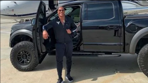 Dwayne Johnson i la sev F-150