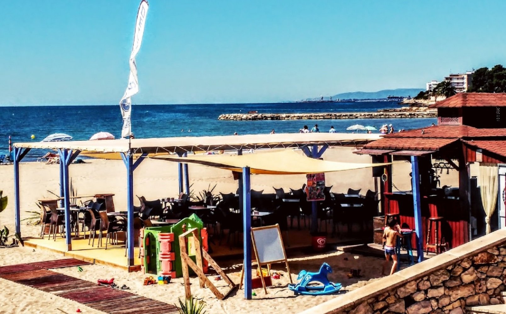 Muere un hombre de 39 años en una playa de Sant Carles de la Ràpita