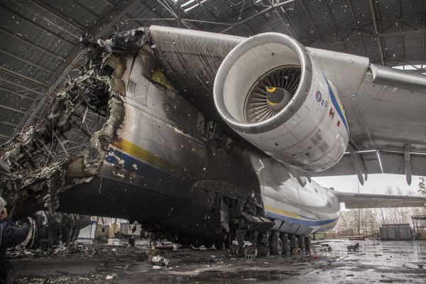 El Antonov An 225 destrozado El Antonov An 225 destrozado