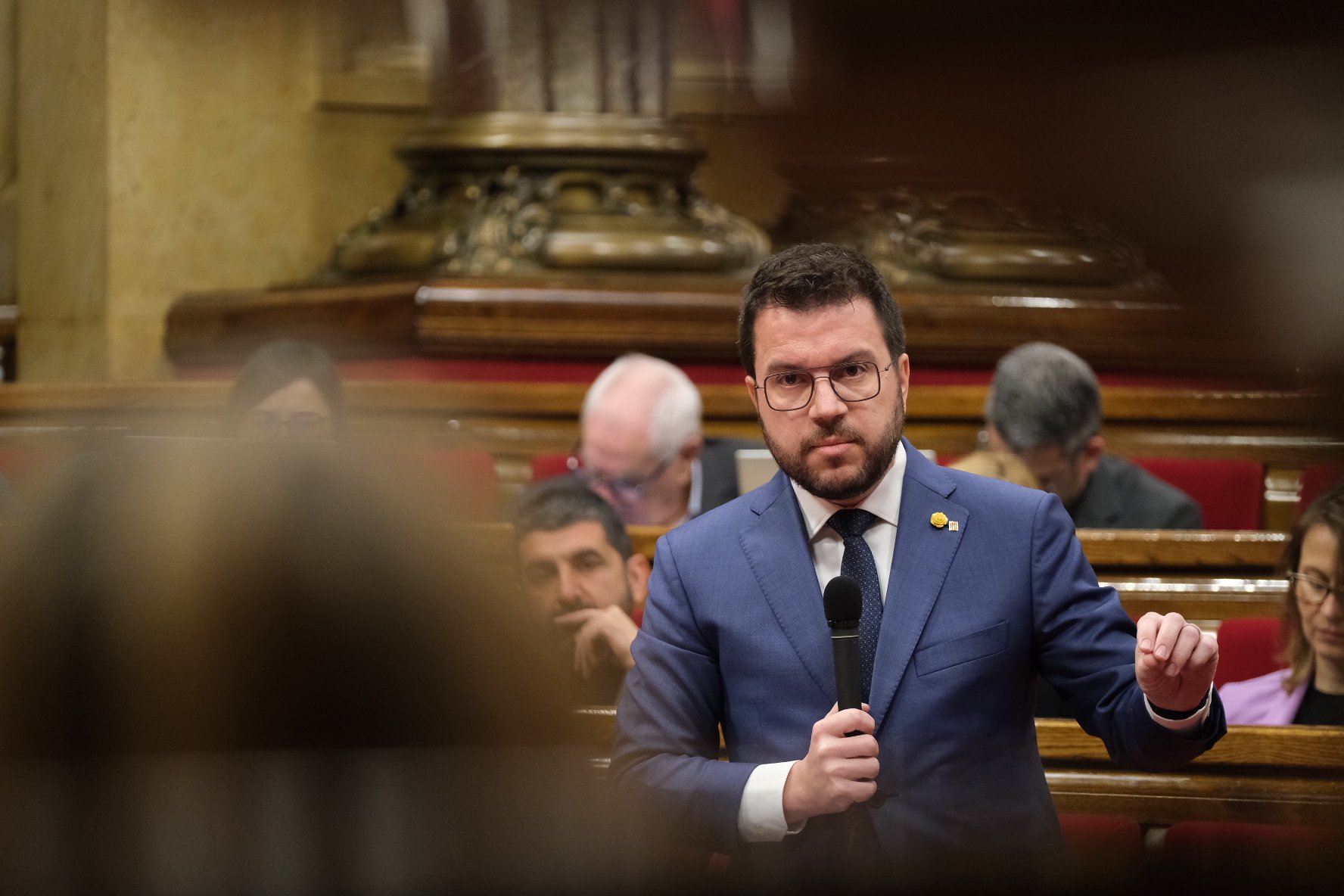 Aragonès reclama el cap de la ministra de Defensa pel CatalanGate