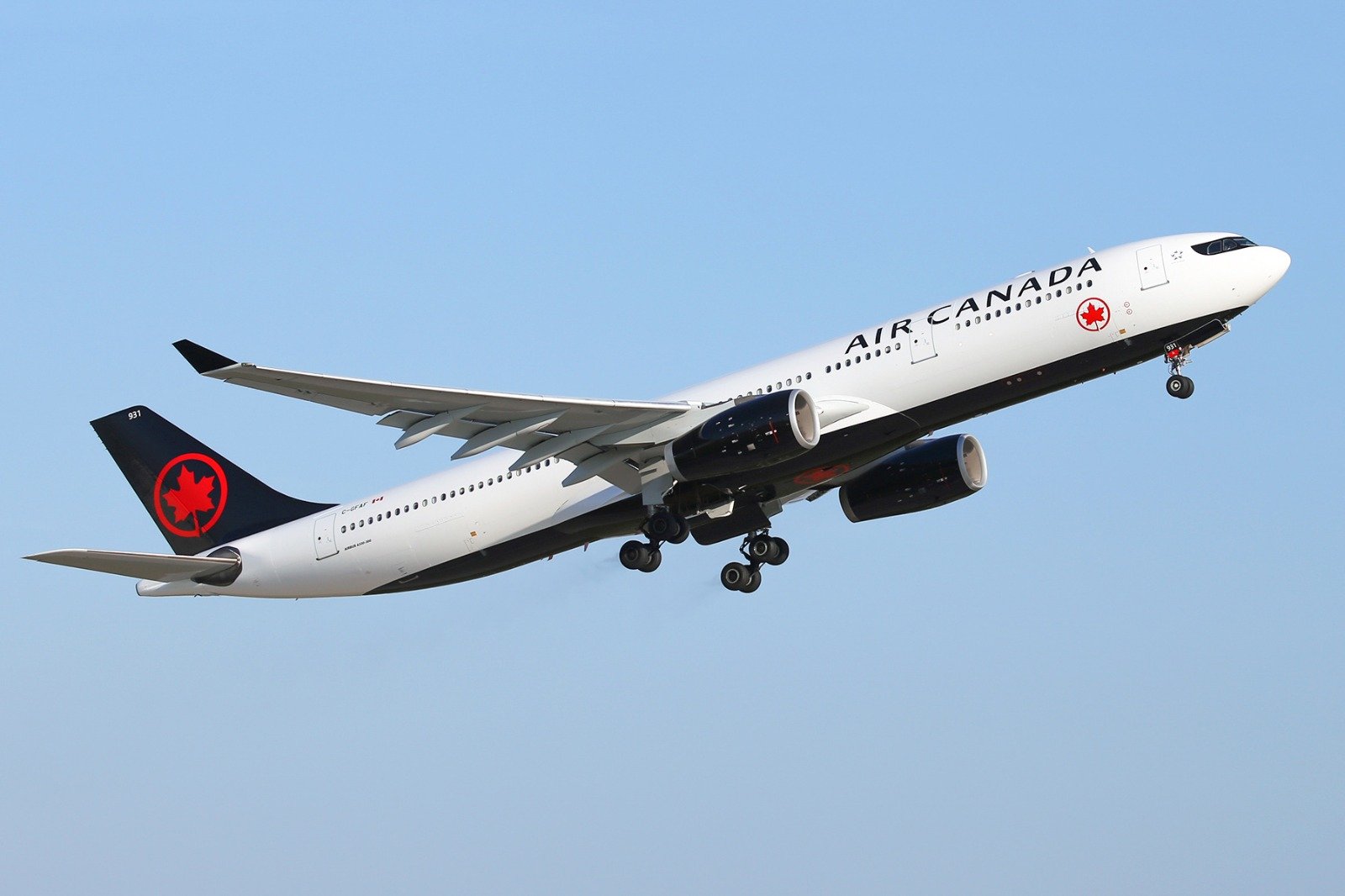 Air Canada torna a connectar Barcelona amb Toronto i Mont-real