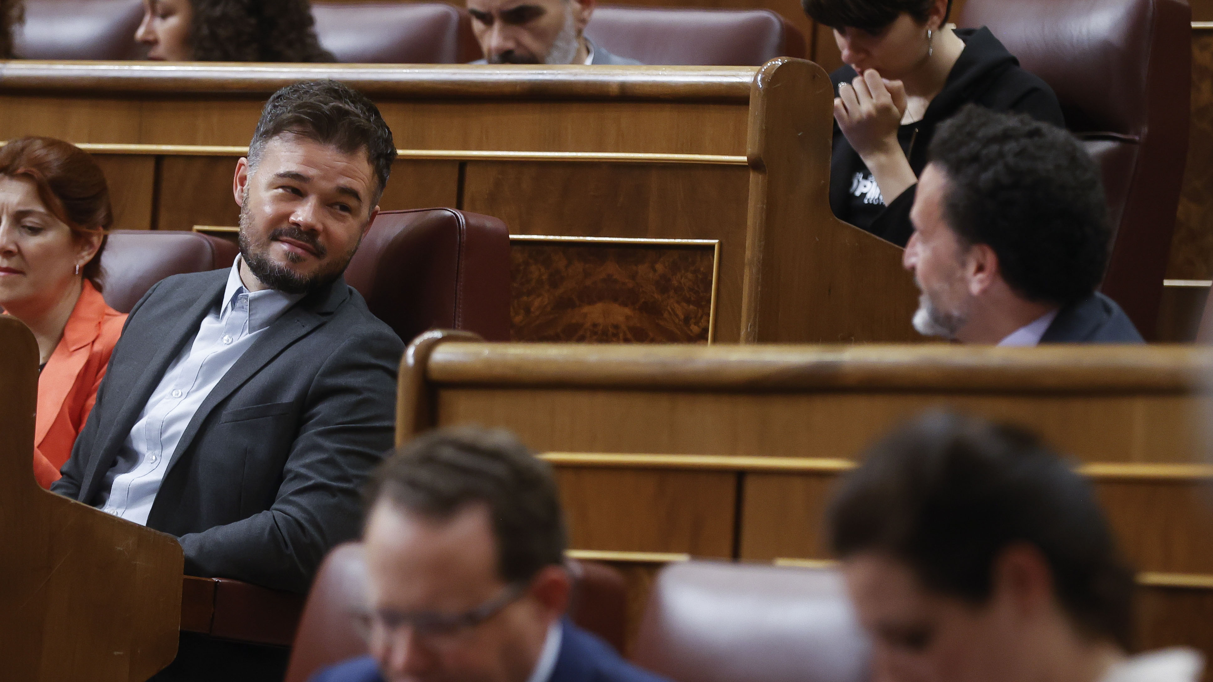 La ironia de Rufián i Bassa sobre el vot al decret anticrisi: "Ho sap el CNI"