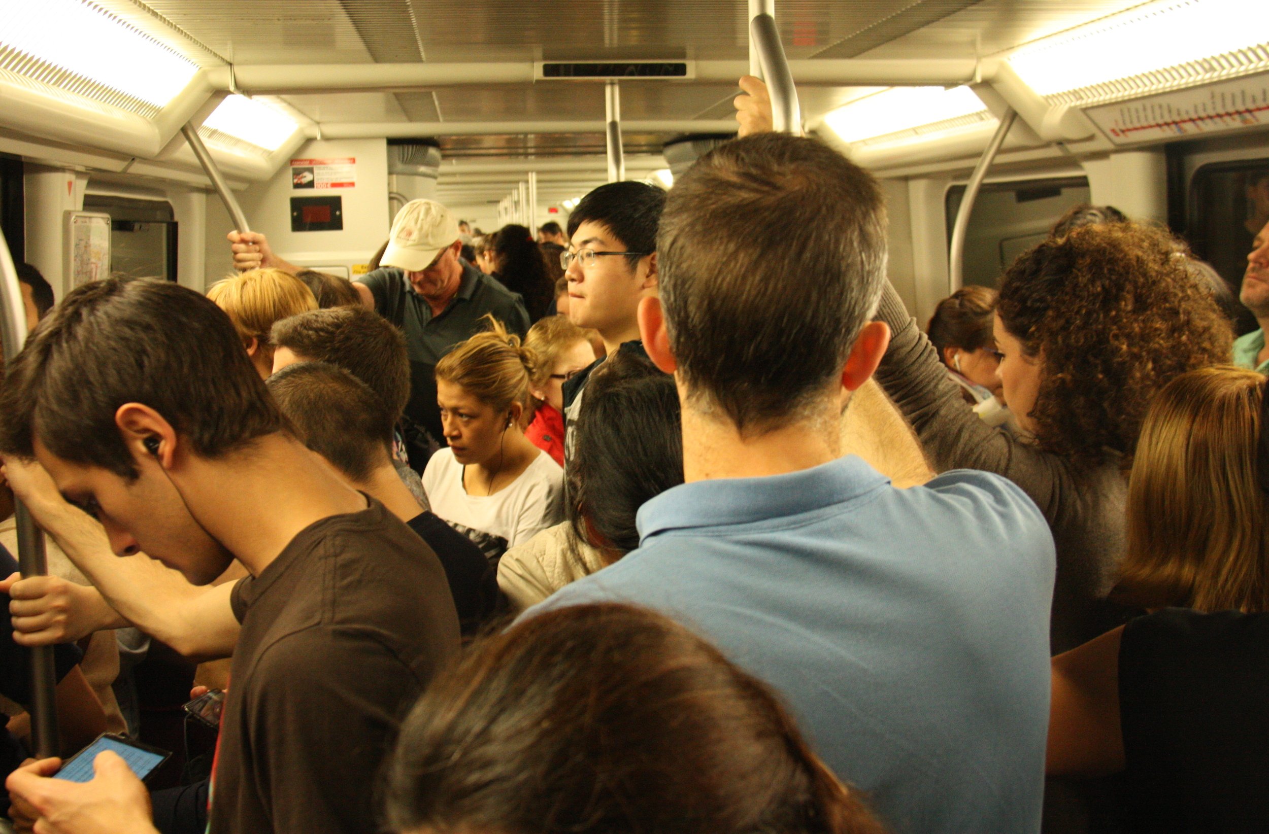 El Metro de Barcelona farà vaga aquest dilluns en la seva vuitena jornada amb aturades