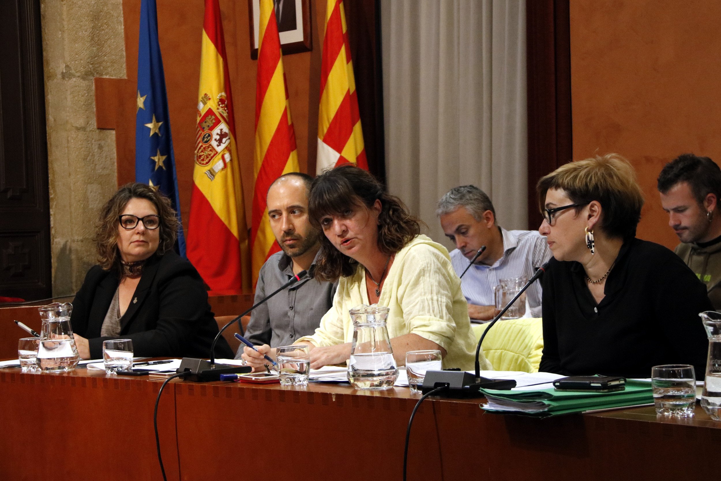 Manresa se suma a la retirada de plaques commemoratives de Jordi Pujol