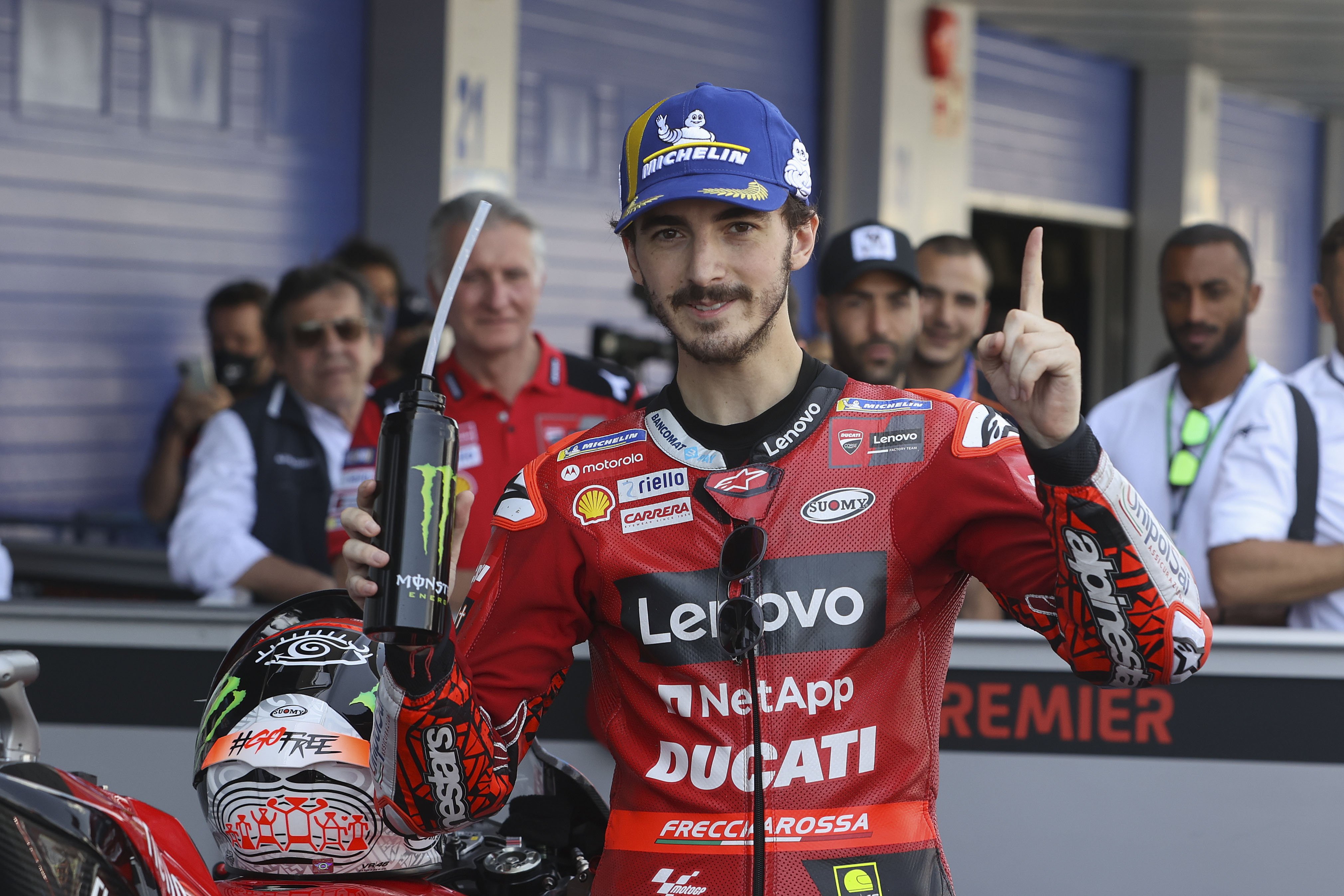 Pecco Bagnaia pulveriza todos los registros y hace la pole en el GP de Jerez de MotoGP