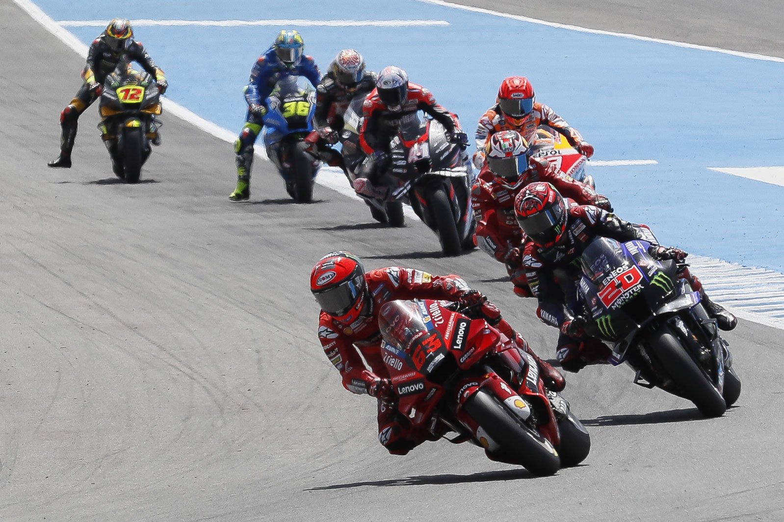 Victòria de Bagnaia, podi d'Espargaró i espectacle de Márquez a Jerez