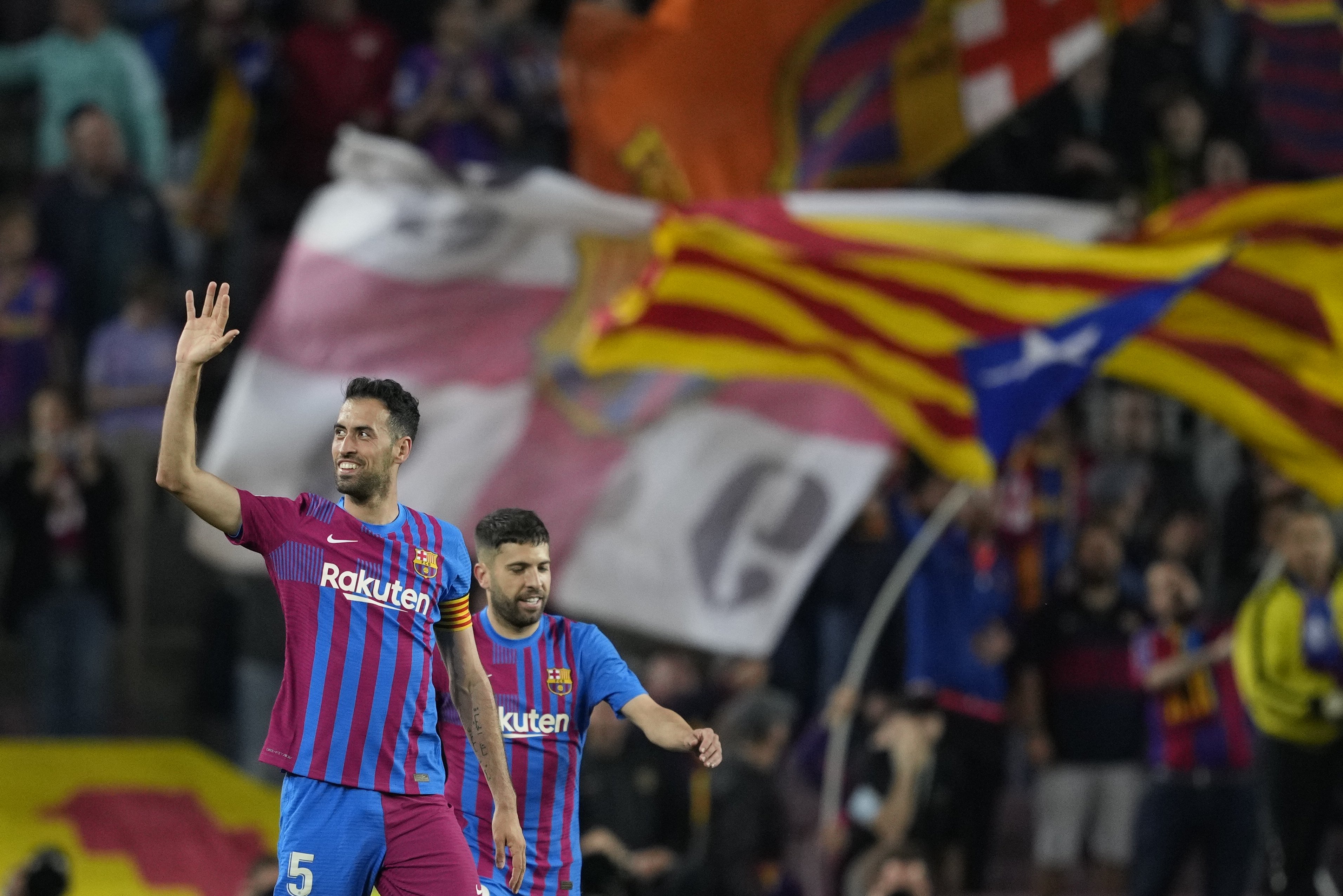 El recambio de Sergio Busquets que gana fuerza y ya convence a todos en el Barça