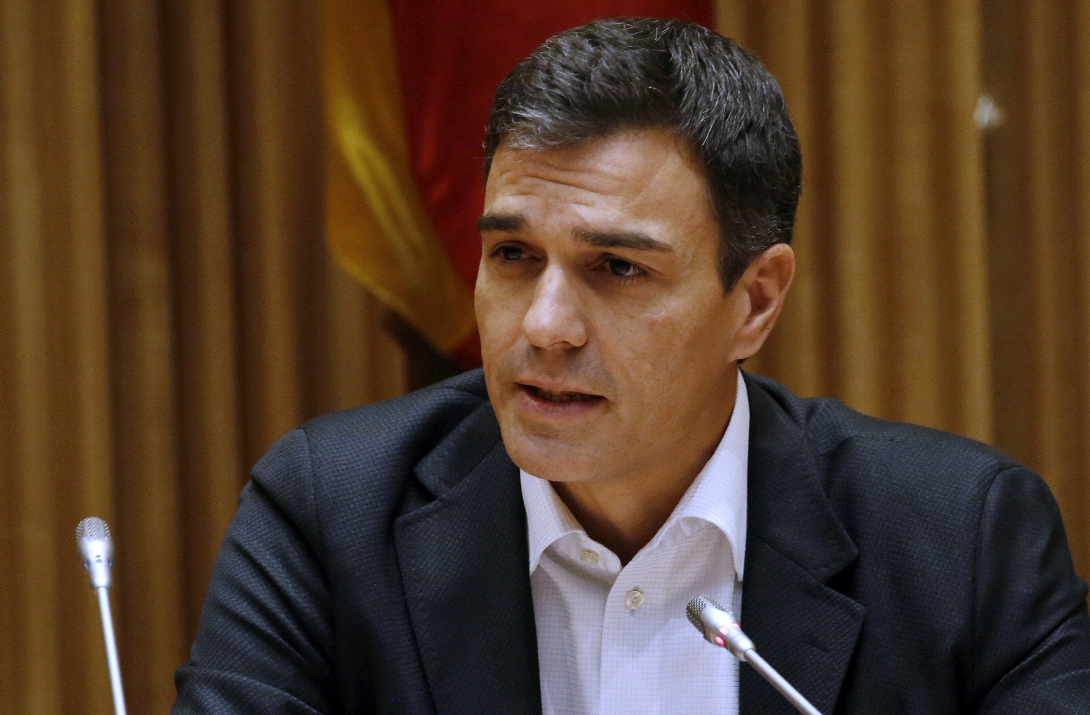 Sánchez convocará a Iglesias y Rivera para relanzar la ofensiva contra Rajoy
