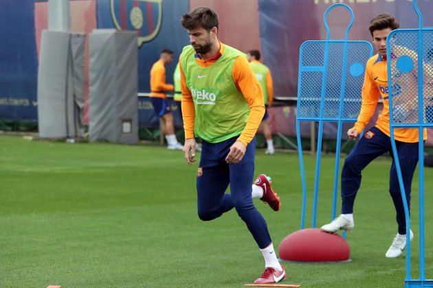 Gerard Pique entrenamiento Barca FC Barcelona