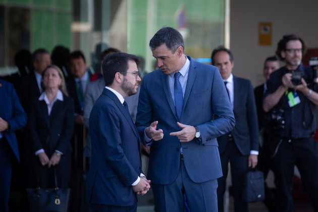 EuropaPress 4431971 presidente generalidad pere aragones presidente gobierno pedro sanchez EuropaPress 4431971 presidente generalidad pere aragones presidente gobierno pedro sanchez