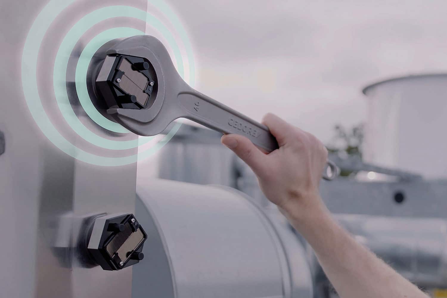 Hay unos nuevos tornillos inteligentes que te avisan si se aflojan