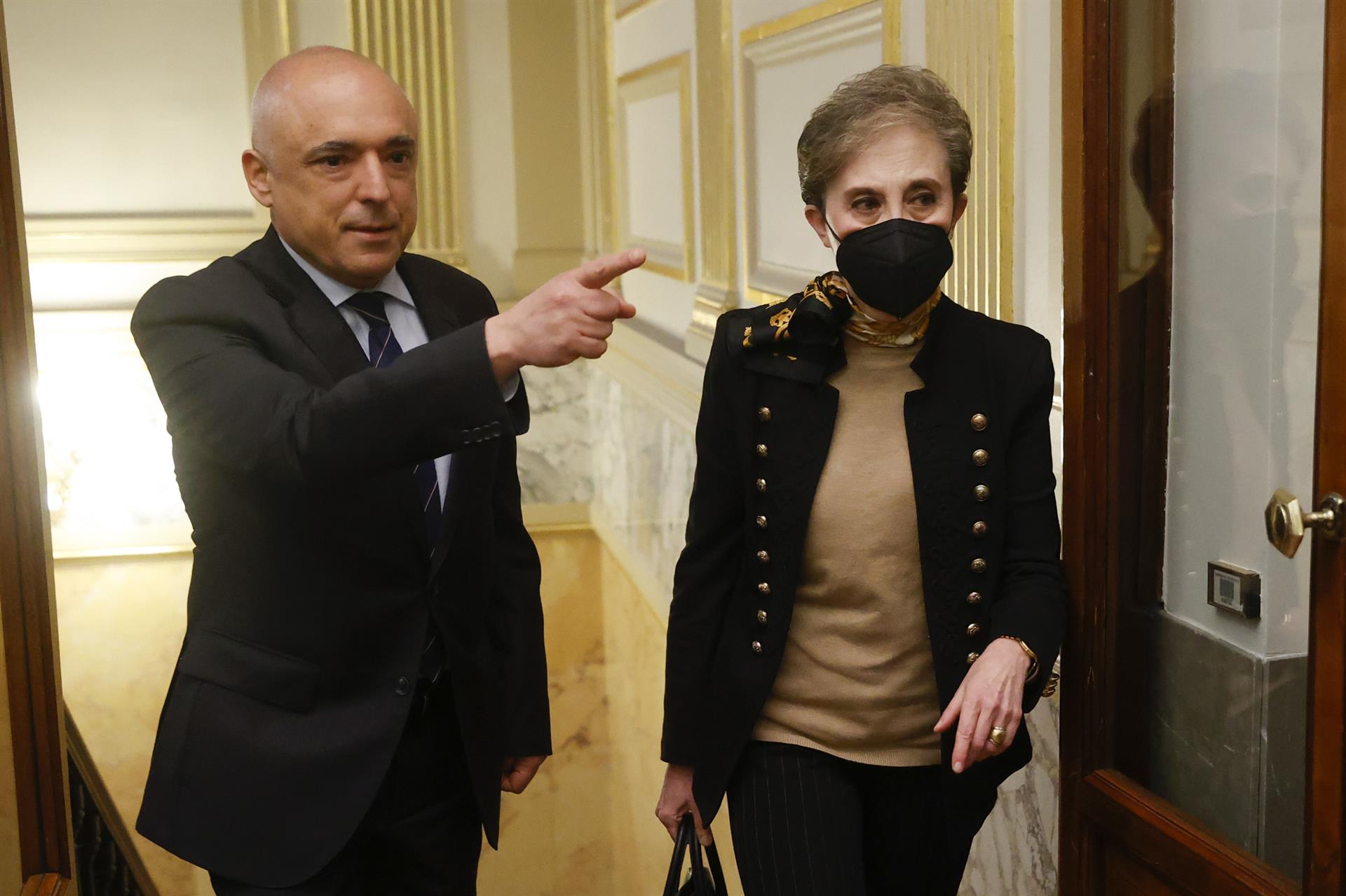 El CNI celebra de incógnito su 20 aniversario entre aplausos, en pleno CatalanGate