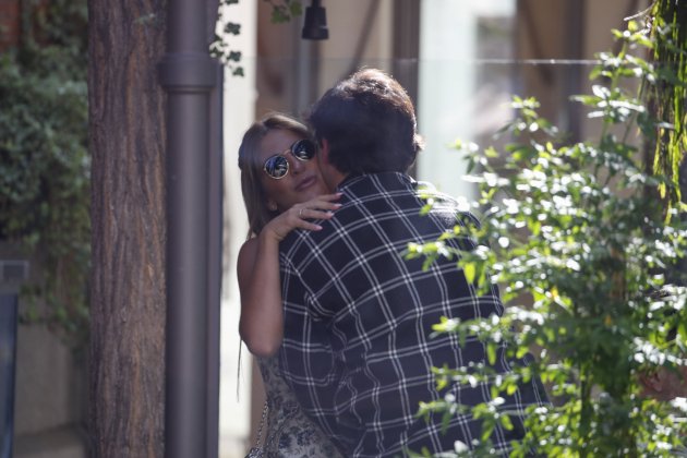 Mar Torres y Jorge Bárcenas beso GTRES