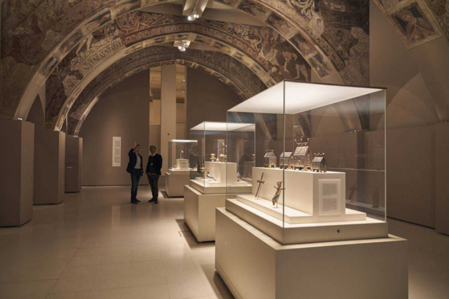 'Sixena, la màgia d'un somni' rep el Premio Hispania Nostra de mans de la reina Sofia