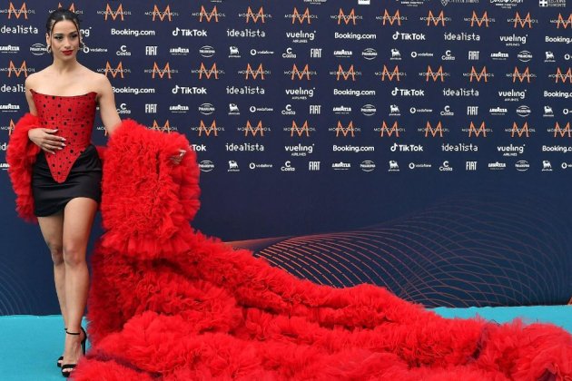 Chanel arrasa con su vestido : EFE Chanel arrasa con su vestido : EFE