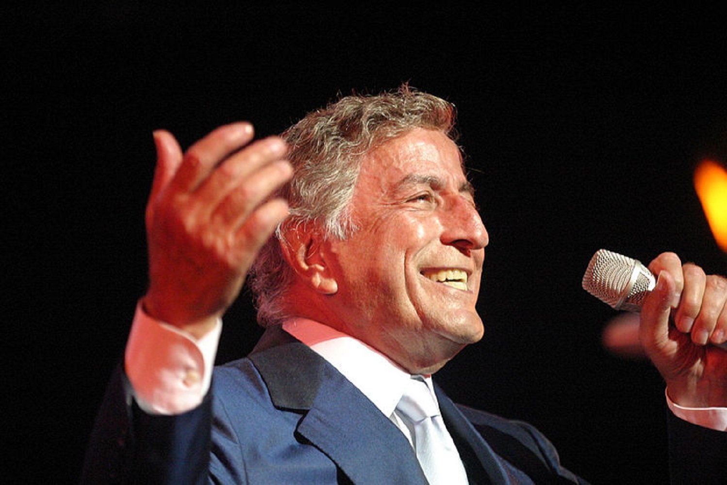 Tony Bennett cancela su concierto en Barcelona por indisposición