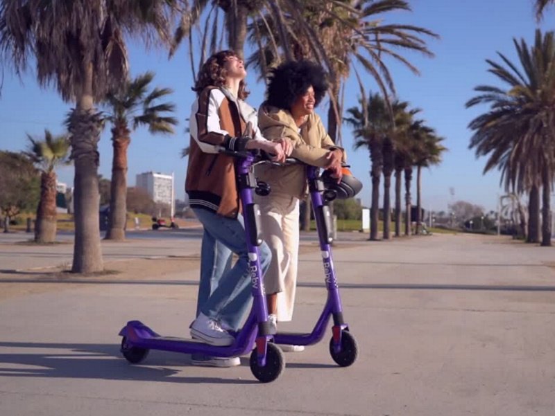 Reby s'adjudica el concurs de patinets de Saragossa amb un vehicle d'última generació