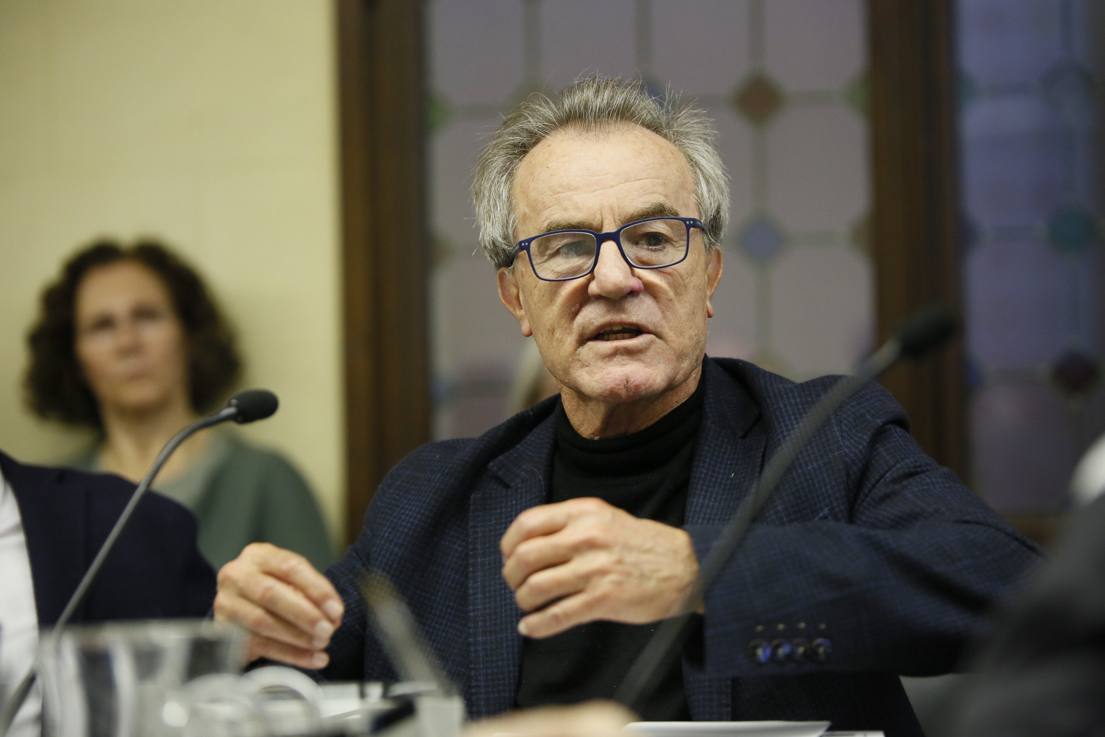 Javier Pérez Royo, rotundo: "Si no adelantaba elecciones, Pedro Sánchez no llegaba a diciembre"