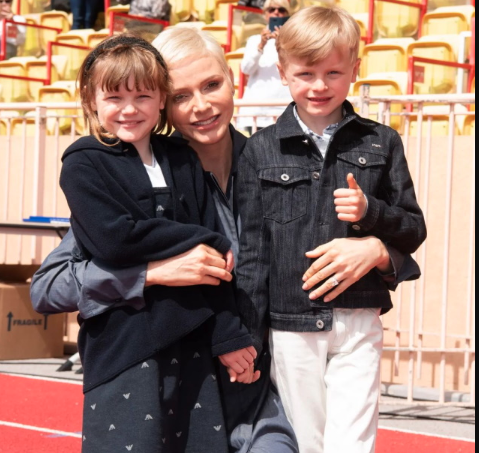 Charlene y sus hijos Charlene y sus hijos