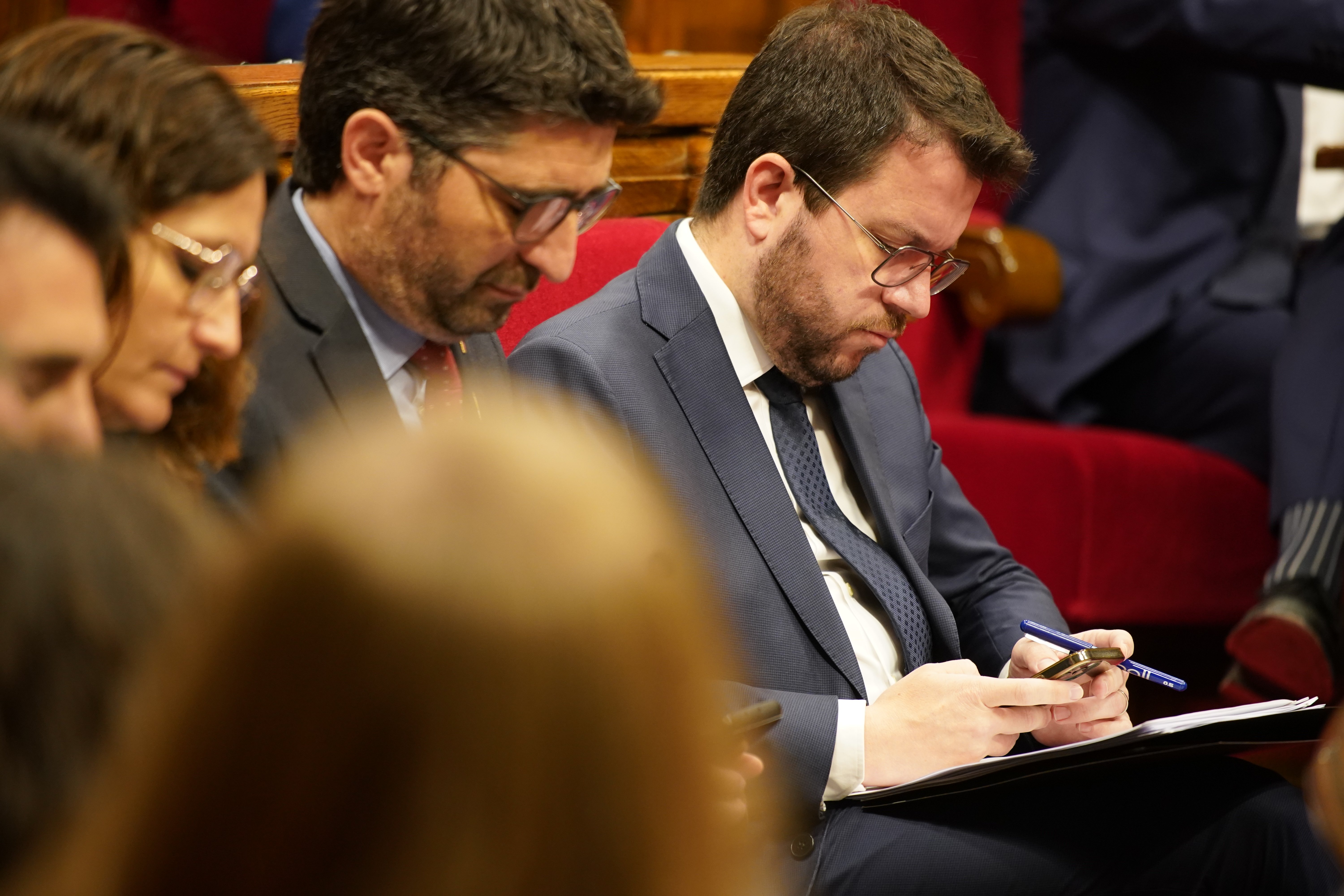 Aragonès transmite a Puigdemont el rechazo a las palabras de Rufián, que lo ha tildado de tarado