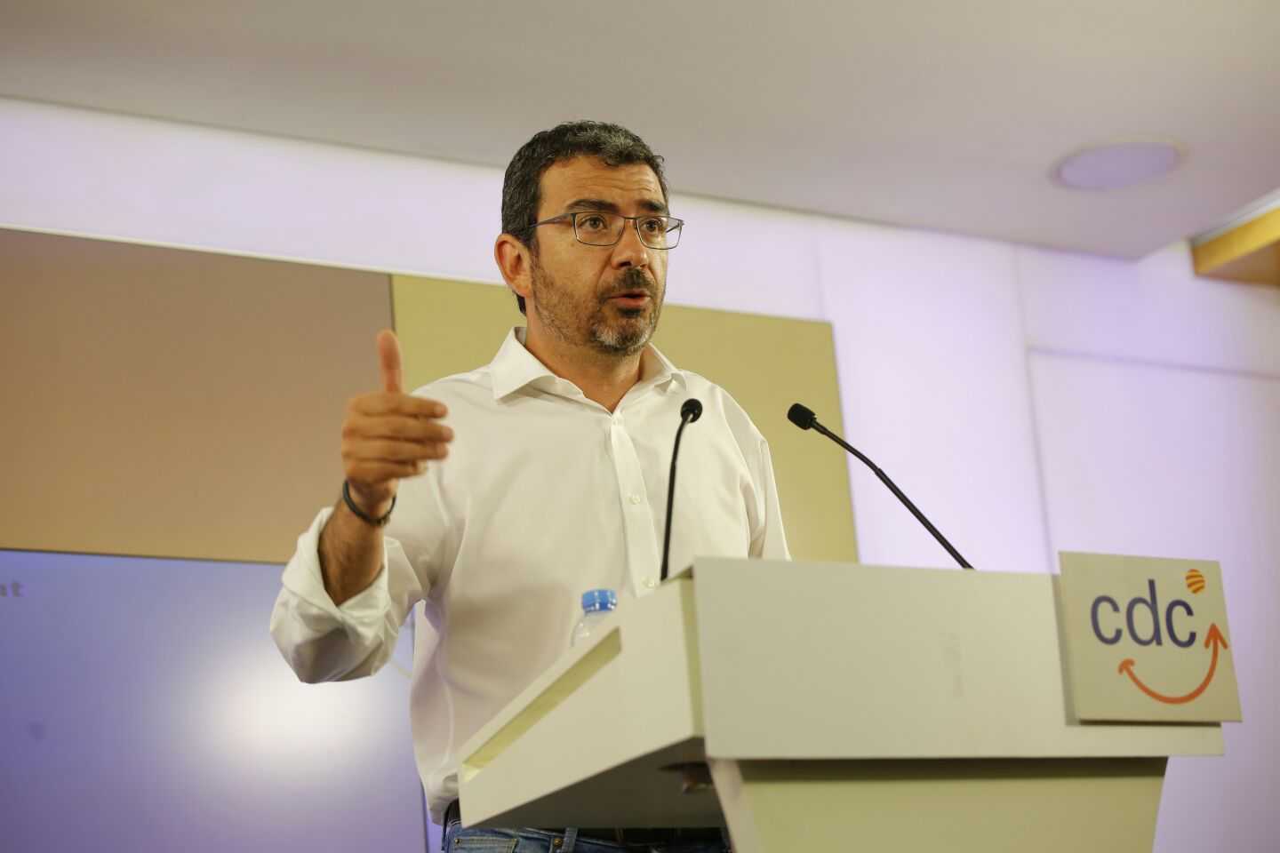 CDC denuncia un espectáculo mediático para hacer daño al partido y responsabiliza a Fernández Díaz