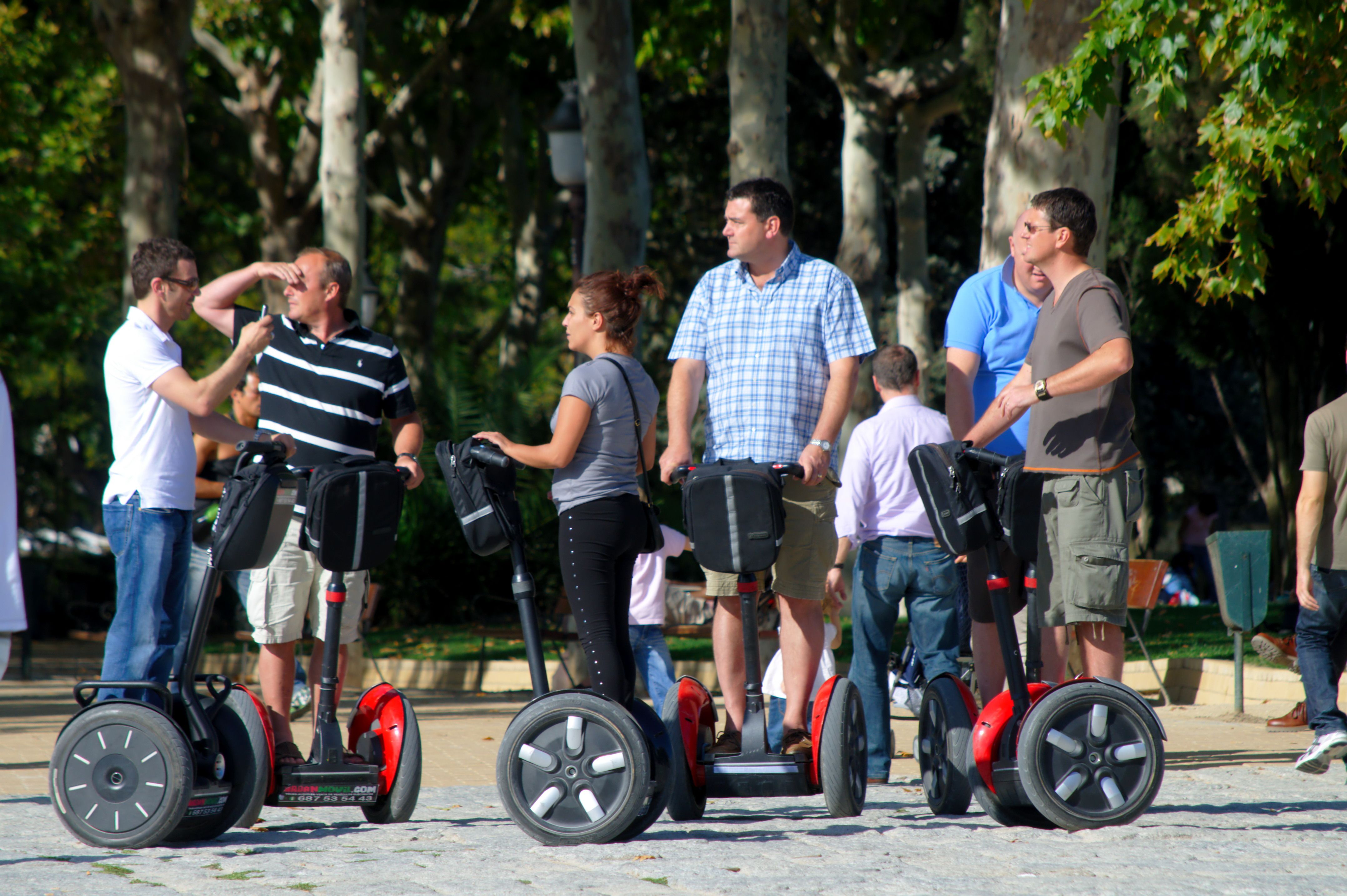 Barcelona prohíbe la circulación de 'segways' por la zona marítima en verano