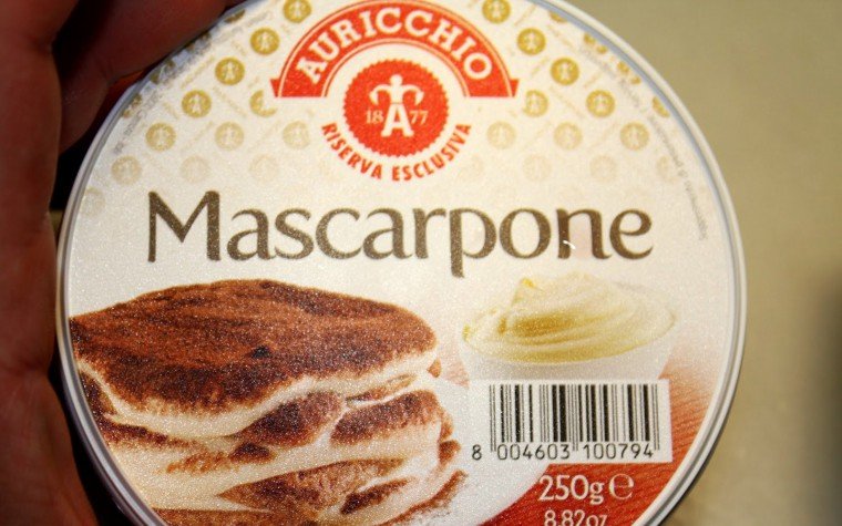 mascarpone lamaretto maduixes cireres pas7