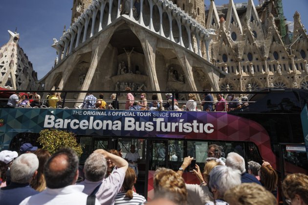 Sagrada Familia Bus turístico Turismo - Sergi Alcàzar Sagrada Familia Bus turístico Turismo - Sergi Alcàzar