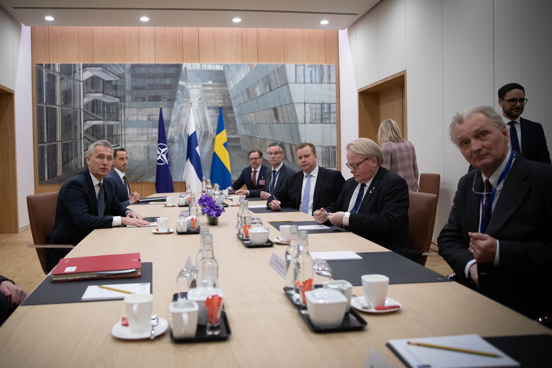 Rússia engega la venjança contra Finlàndia per l'OTAN: adeu a l'electricitat russa
