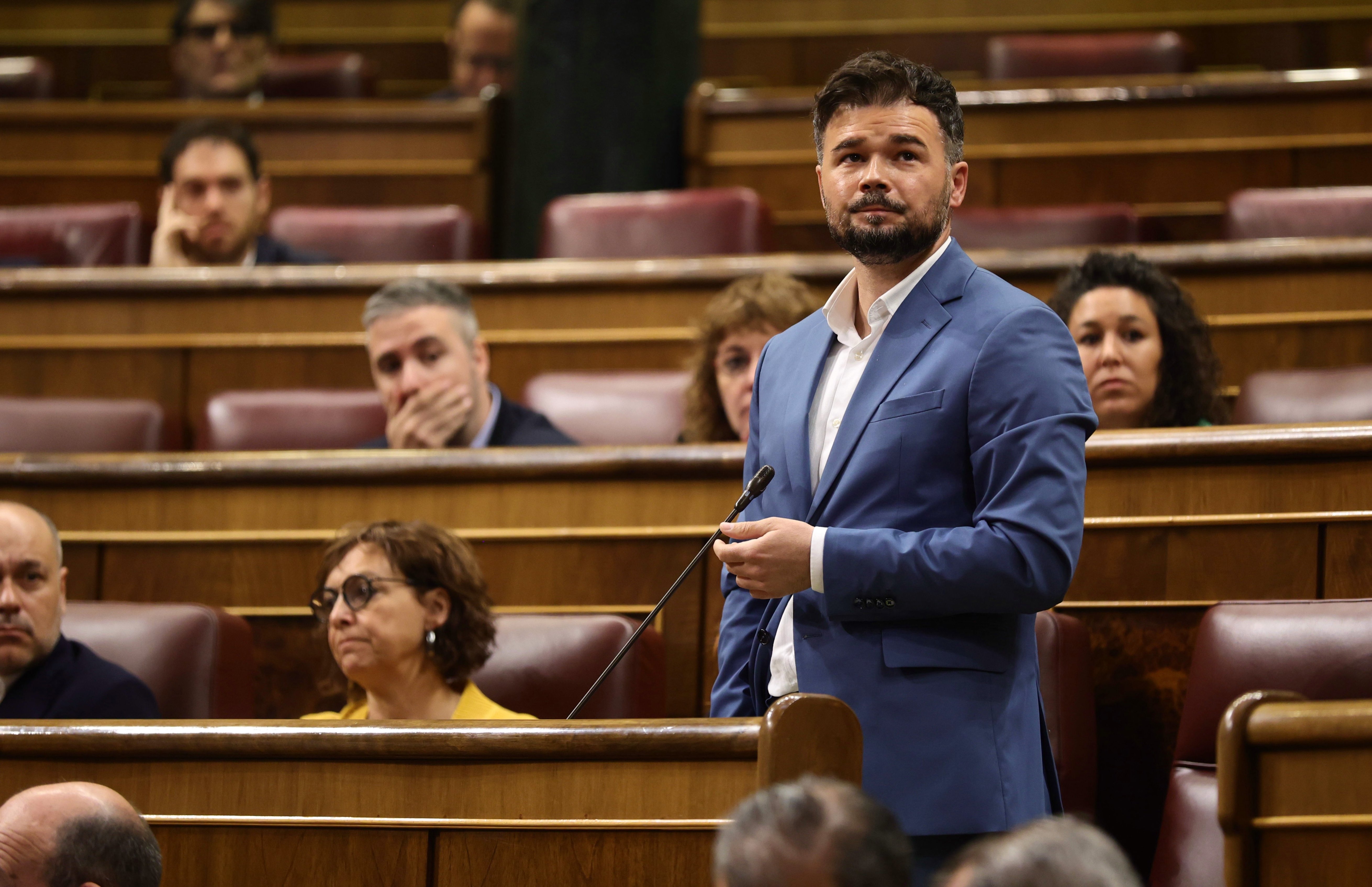 La distància entre ERC i Junts al Congrés es redueix a 3 escons, segons 'Electomanía'