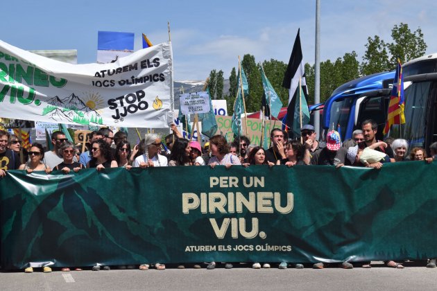 manifestacion contra juego olimpicos puigcerda carme rocamora