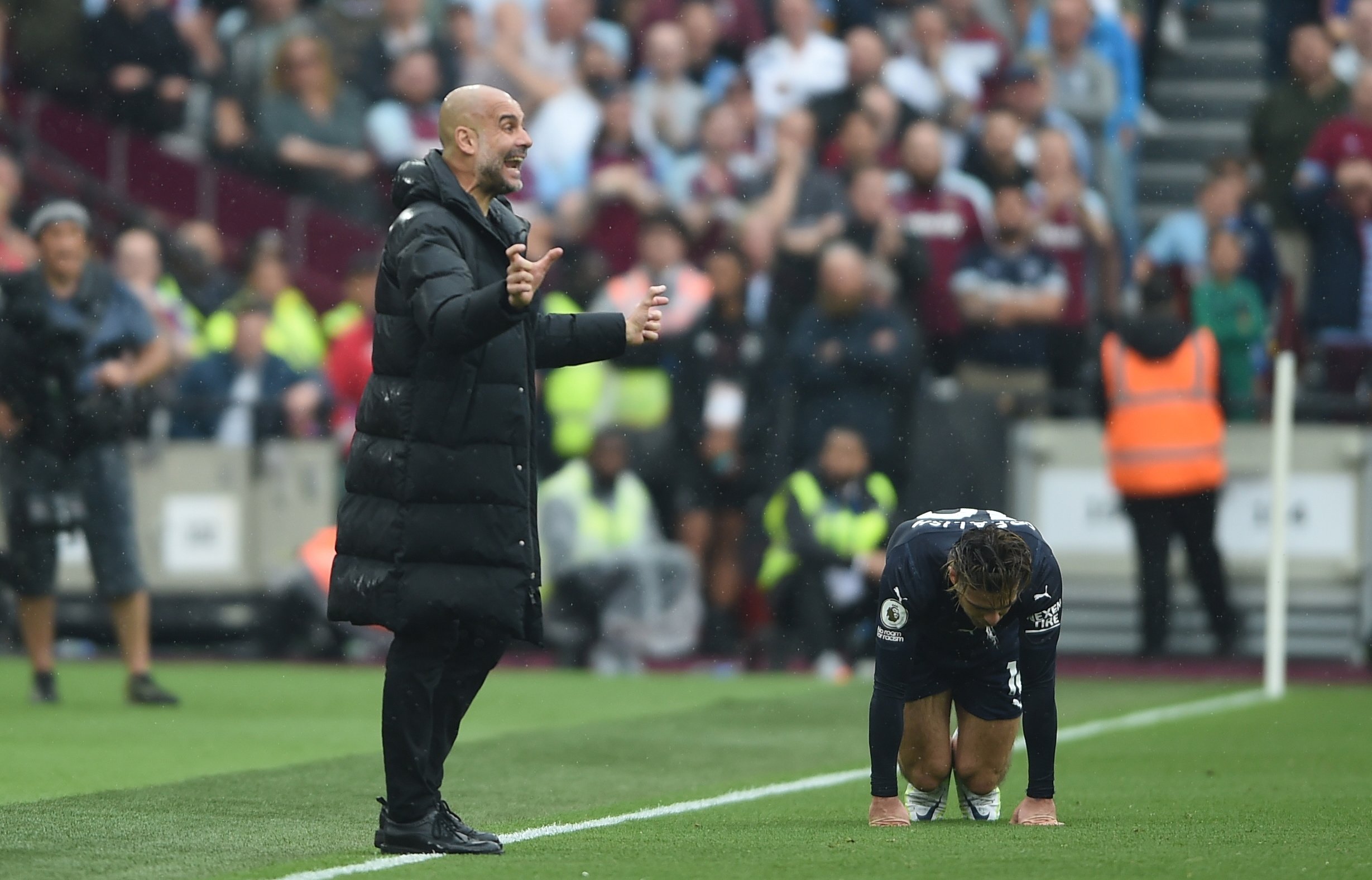 El Manchester City ensopega contra el West Ham (2-2) i perilla la quarta Premier de Pep Guardiola